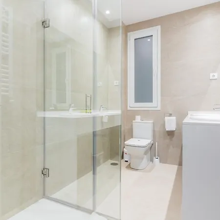 Stylish -4bedrooms 2bathrooms-salamanca Apartment