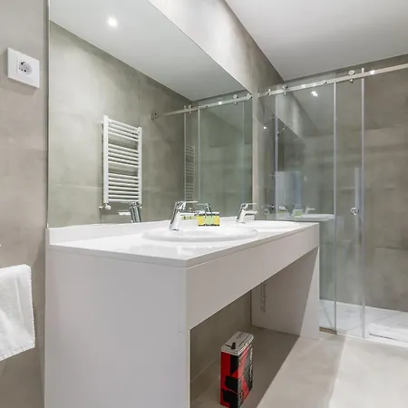 Stylish -4bedrooms 2bathrooms-salamanca