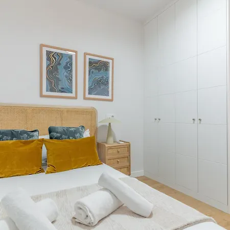 Stylish -4bedrooms 2bathrooms-salamanca *