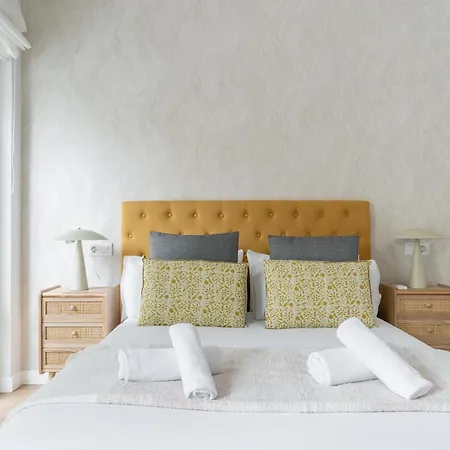 Apartment Stylish -4bedrooms 2bathrooms-salamanca Madrid