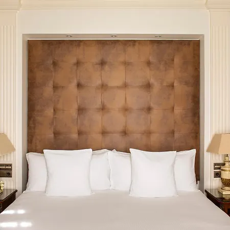 Fenix Gran Melia - The Leading Of The World
