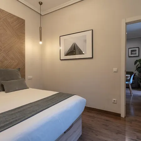 Apartment Nickel *