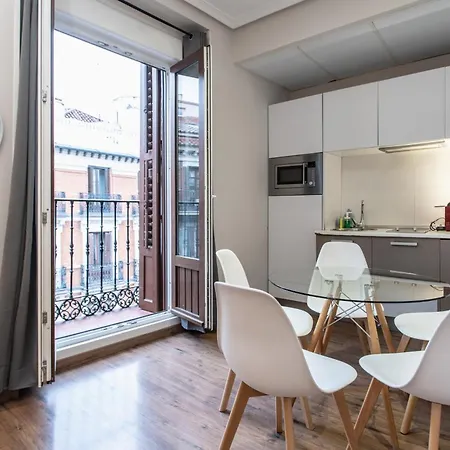 Apartment Nickel *