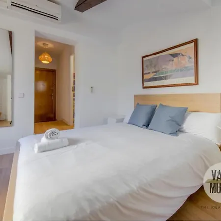 Apartment Despertar En 2, Carretas 25 *