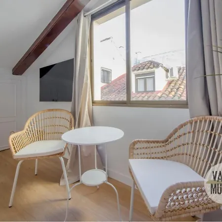 Apartment Despertar En 2, Carretas 25 *