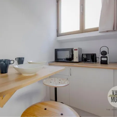 Apartment Despertar En 2, Carretas 25 *