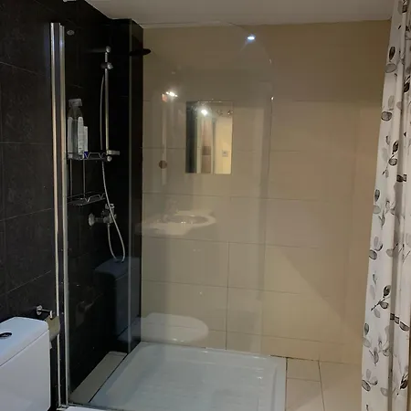 Refugio Madrileno Con Terraza Privada Madrid