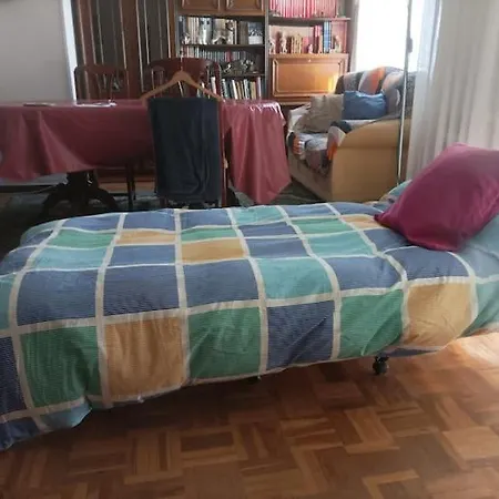 Habitación en casa particular Alameda De Osuna Aeropuerto Madrid