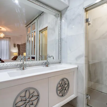 Piso De Lujo Centro Apartment Madrid