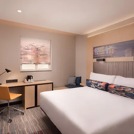 Ξενοδοχείο Aloft Gran Via 4*