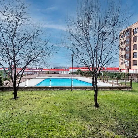 Apartment Wanda Ifema Con Parking Y Piscina Madrid