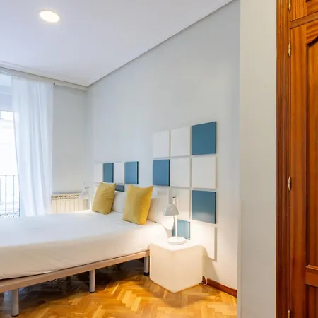 Smartr Chueca Aparthotel