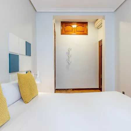 Smartr Chueca Aparthotel 3*