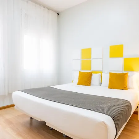 Aparthotel Smartr Chueca 3*