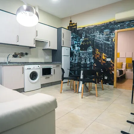 Smartr Chueca Aparthotel