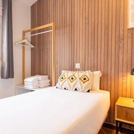 Smartr Chueca Aparthotel 3*