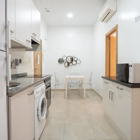 Smartr Chueca Aparthotel