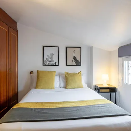 Aparthotel Smartr Chueca 3*