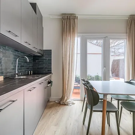 Apartment Caterina Plaza Castilla Madrid