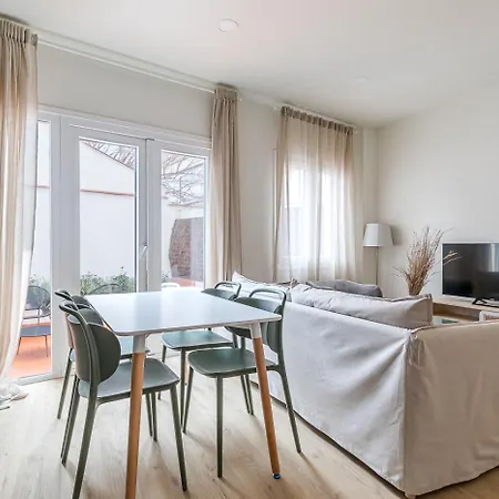 Caterina Plaza Castilla Apartment