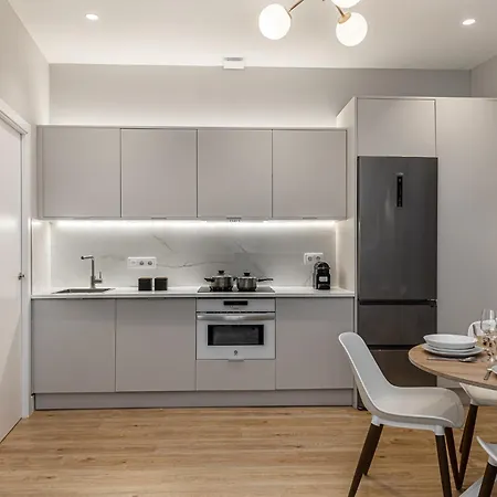 Waou Essence Iii Anton Martin - Corta Duracion Apartment *