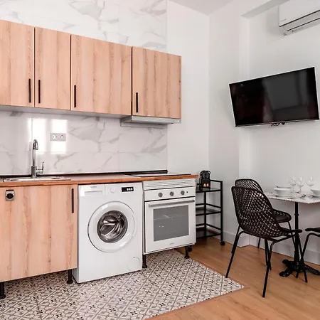 Apartamento Charming Lucero Madrid