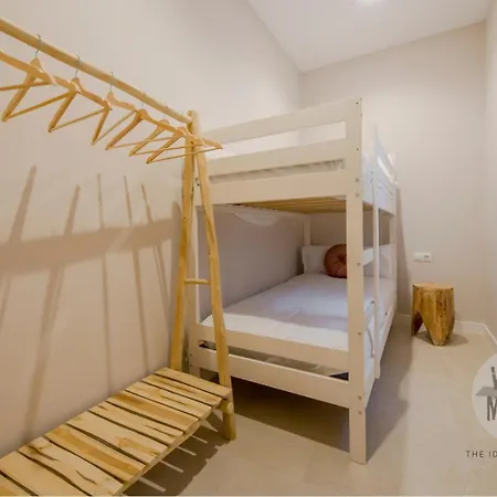 Apartamento Toque De 8 En Tesoro 6 E3