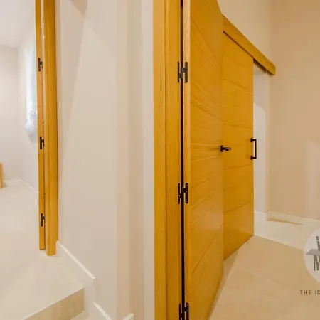 Toque De 8 En Tesoro 6 E3 Apartamento Madrid