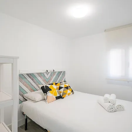 Apartment Beautiful Family Flat In Residential Area - Noblejas *