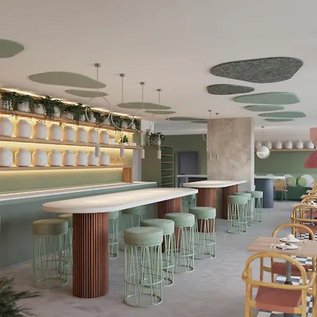 Hotel Ibis Styles Airport Valdebebas 3*