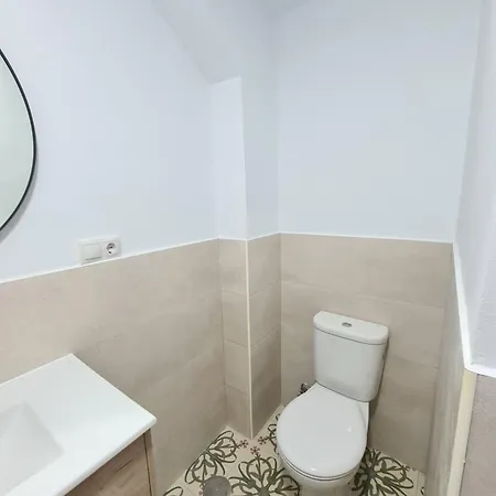 3 - 3 Banos - 8pax - Linea 5 De Metro Apartment