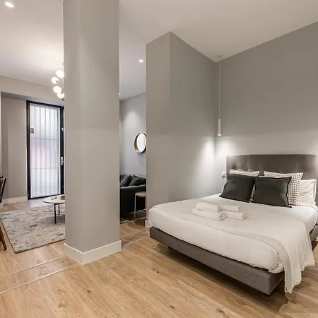 Apartament Waou Essence Iii Tirso De Molina - Corta Duracion Madryt