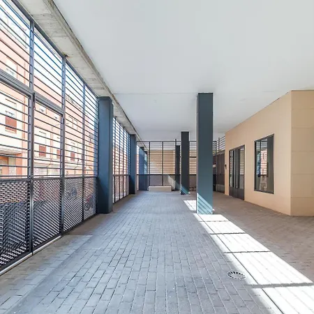 Caterina Cuatro Torres Apartment Madrid