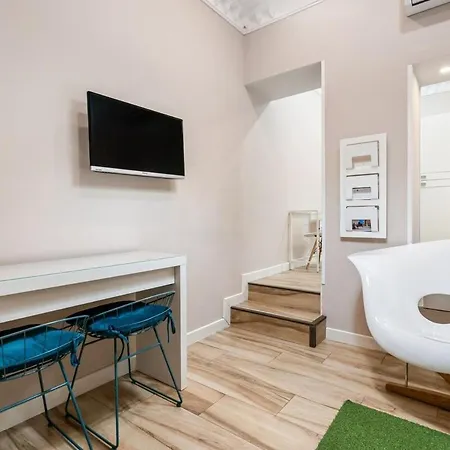 Modern Near Gran Via And Key Places - Reloj I Apartment Madrid