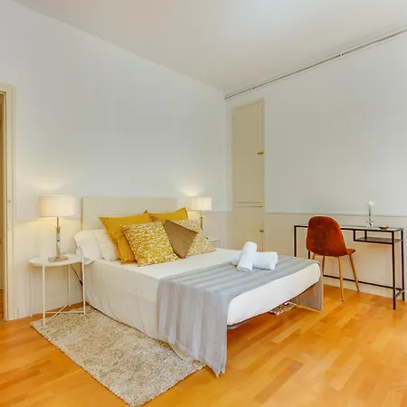 Amplias En El Corazon De - Plaza De Espana Guest house *