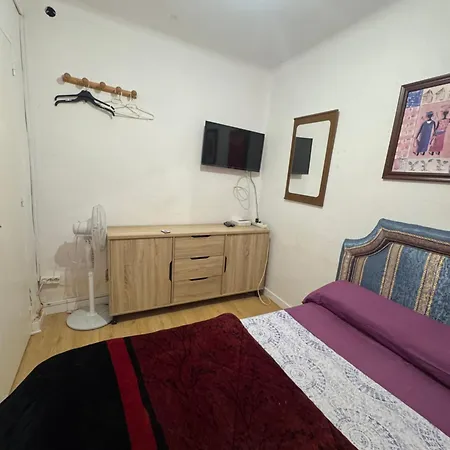 Apartamento,albares De La Ribera Madrid