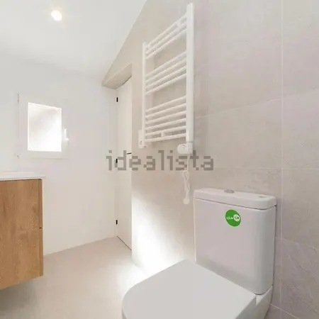 Charming, Bright & Apartment *