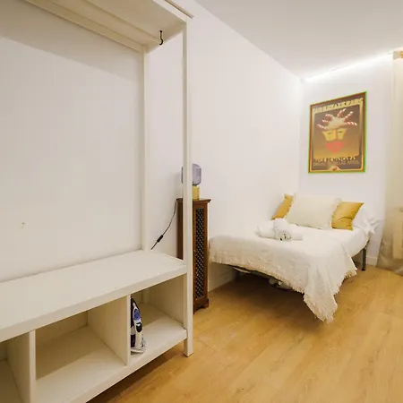 Cozy 2 Bedrooms In Temporal Atl43 * Madrid