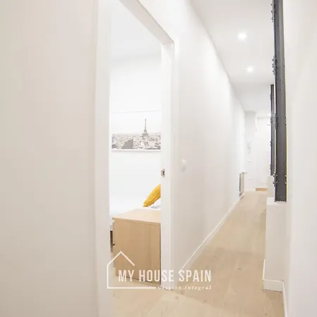 Apartment Myhousespain - Acogedor Piso Con Patio En Chamberi Madrid