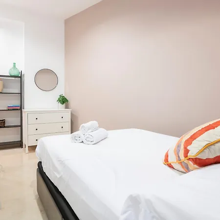 Apartment Exclusivo En El Centro By Bebalmy Madrid