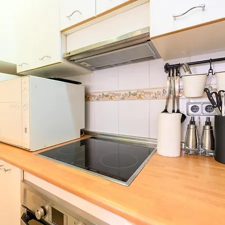 For Lovely Tempotal Centro Sbe282d Apartment Madrid