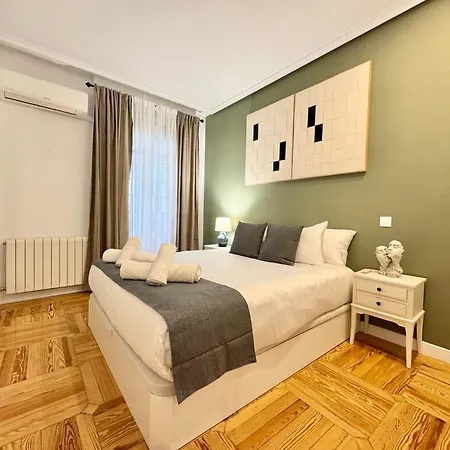 Elegance And Comfort In Madrid