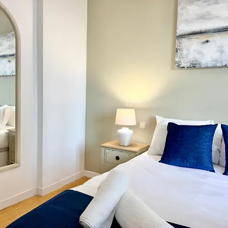 Apartment Elegance And Comfort In