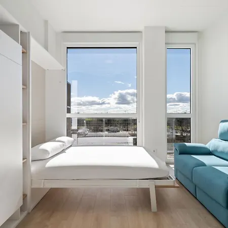 Loft Reformado Industrial Con Garaje Apartment