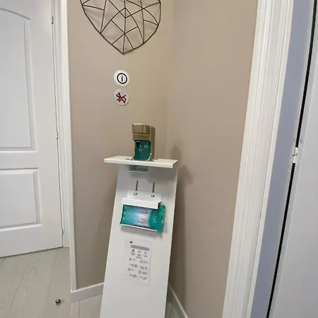 Private For 2 People - 2 Apartment Madrid