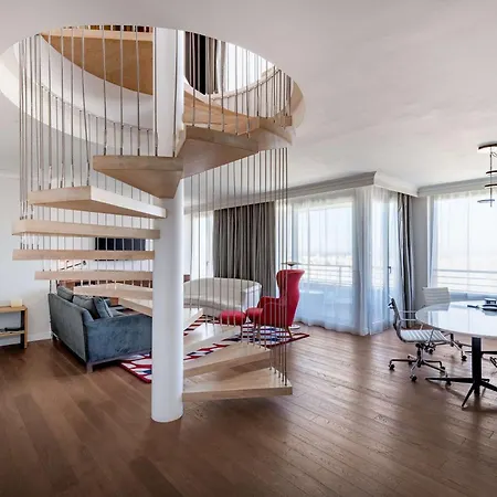 Hotel Nh Collection Eurobuilding 4*