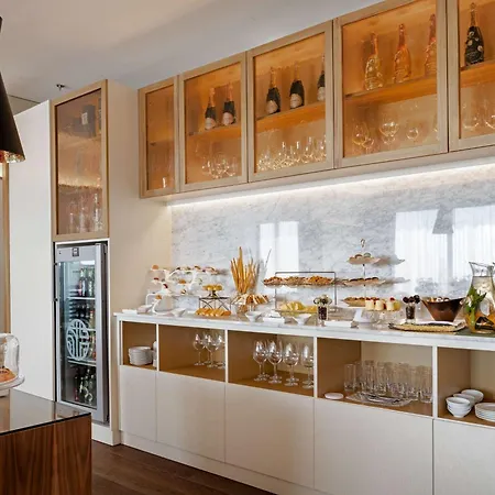Hotel Nh Collection Eurobuilding 4*