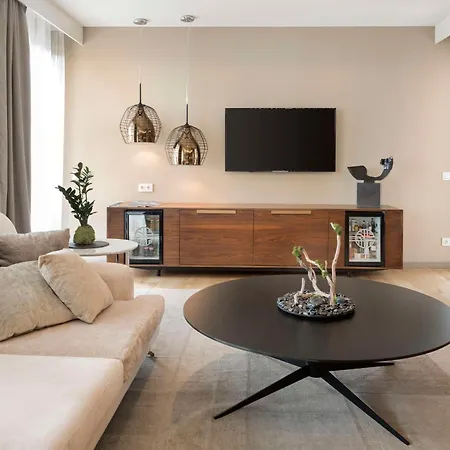 Hotel Nh Collection Eurobuilding 4*