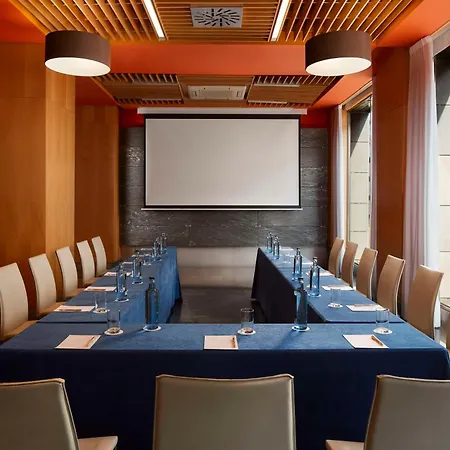 Nh Tablas Hotel