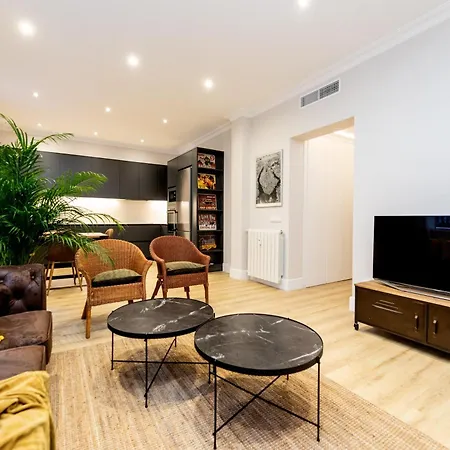 Montaber - La Paz Market Apartment